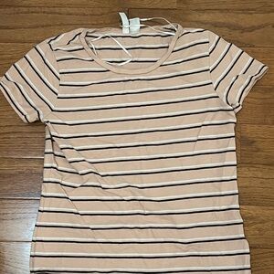 Lazy stay at home tee.